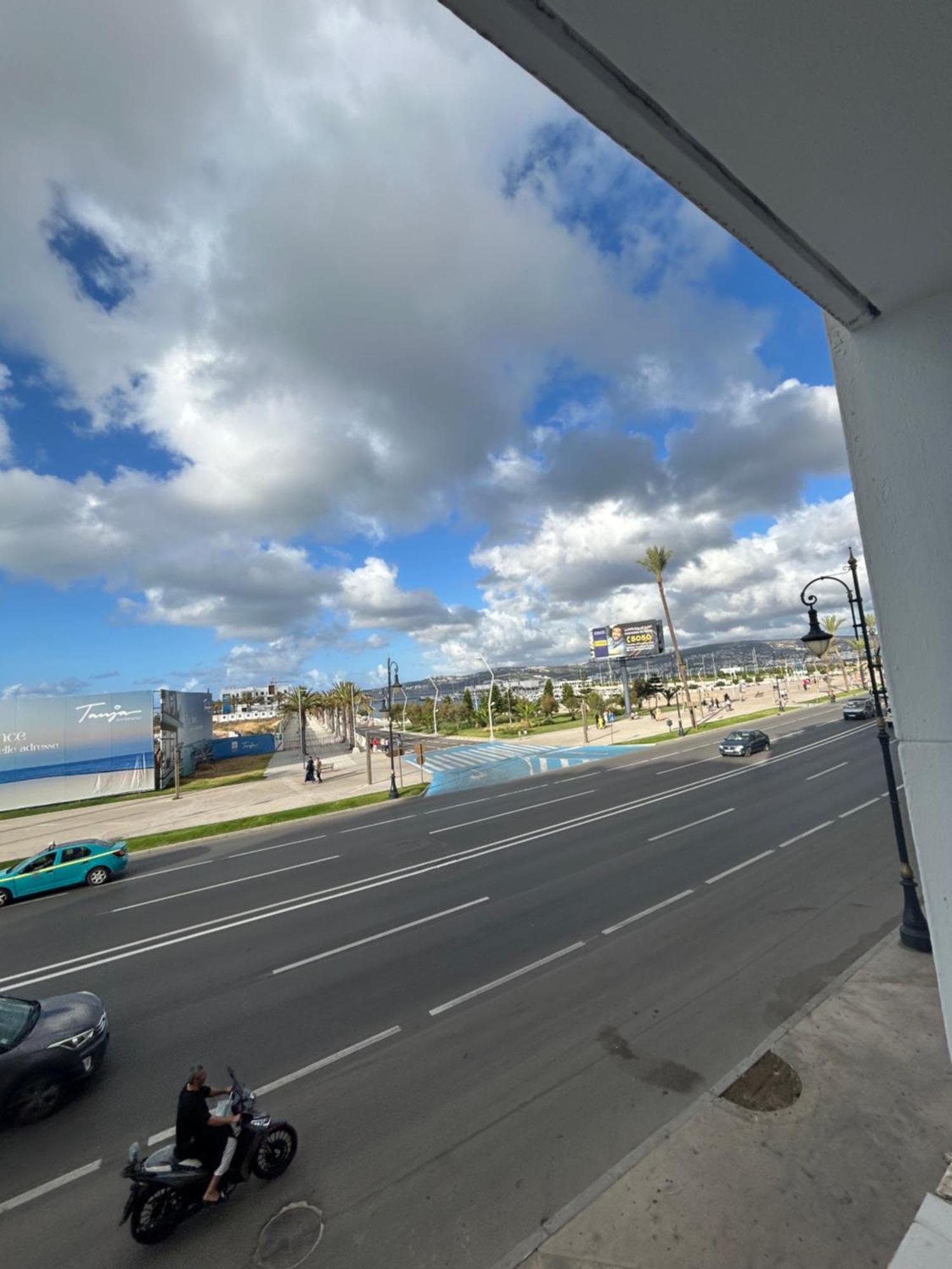 Splendide Studio Haut Standing En Face De La Marina Et A 200 M Du Port De Tanger - 1 Chambre Double Extérieur photo
